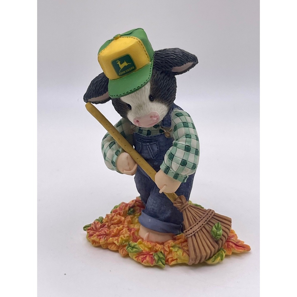 Mary's Moo Moos John Deere Cow Figurine This Time Of Year Is An Udder Delight